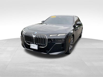 2025 BMW 740i xDrive