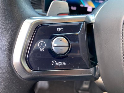 2025 BMW 740i xDrive