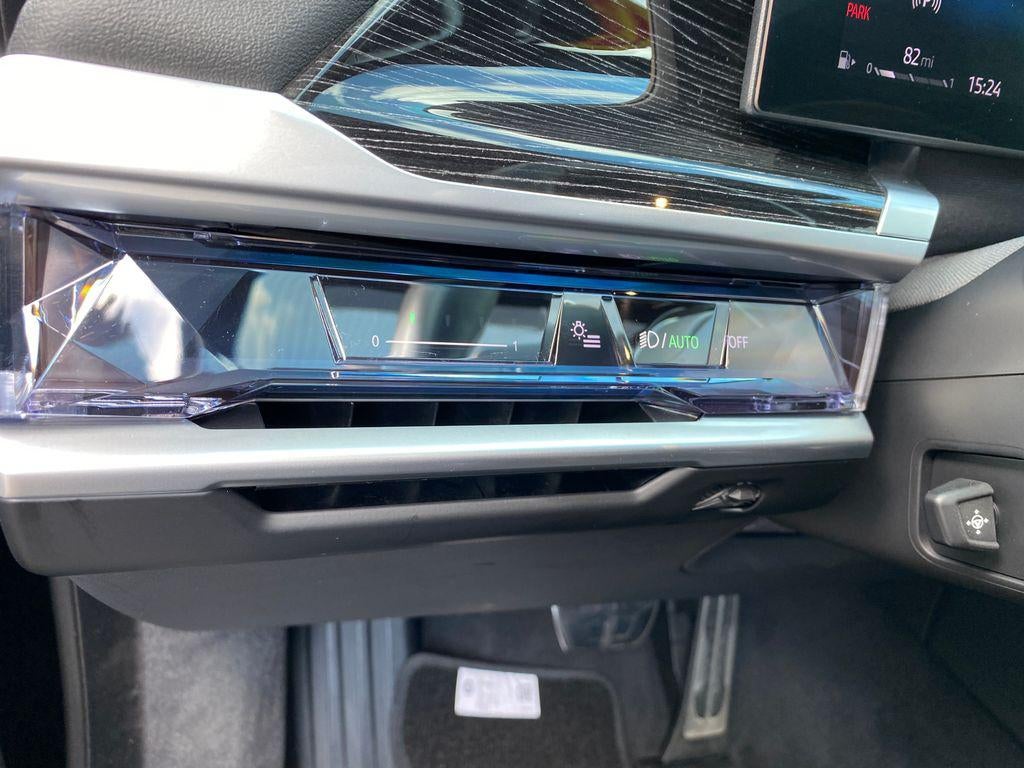 2025 BMW 740i xDrive