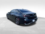 2025 BMW 740i xDrive