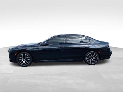 2025 BMW 740i xDrive