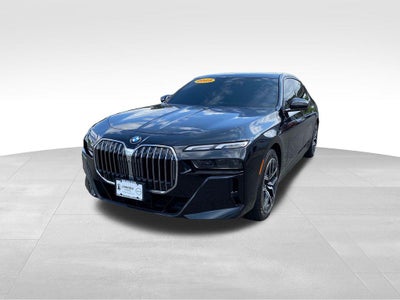 2025 BMW 740i xDrive
