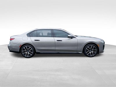 2025 BMW 740i xDrive