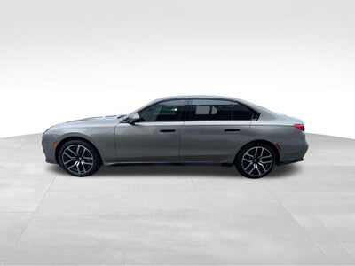 2025 BMW 740i xDrive