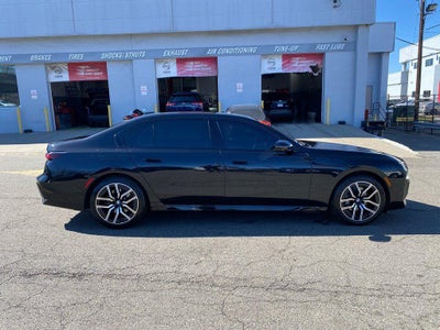 2024 BMW 740i xDrive