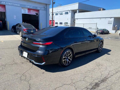 2024 BMW 740i xDrive