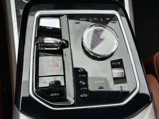 2023 BMW 760 i xDrive