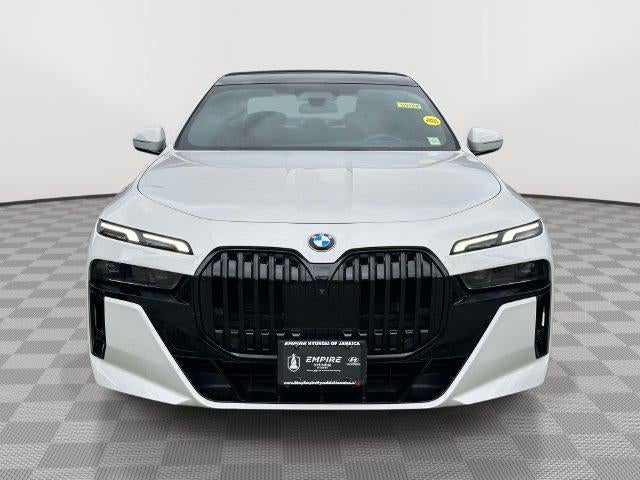 2023 BMW 760 i xDrive
