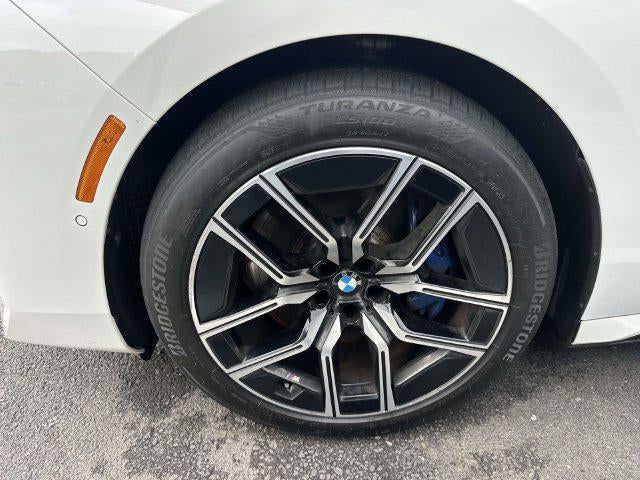 2023 BMW 760 i xDrive