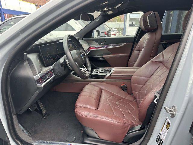 2024 BMW 760i xDrive