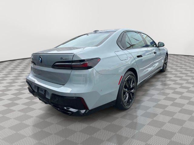 2024 BMW 760i xDrive
