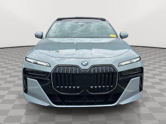 2024 BMW 760i xDrive