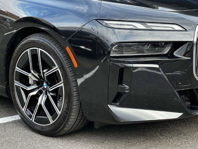 2023 BMW 760 i xDrive