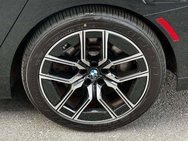 2023 BMW 760 i xDrive