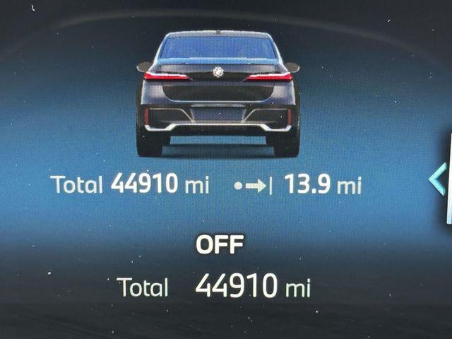 2023 BMW 760 i xDrive