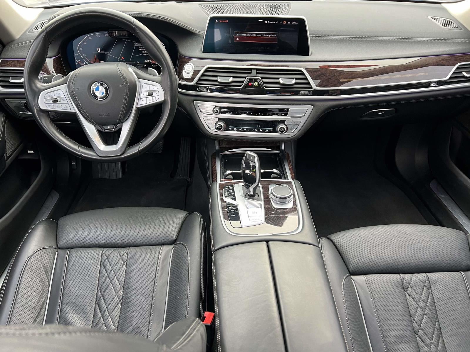 2021 BMW 750i xDrive