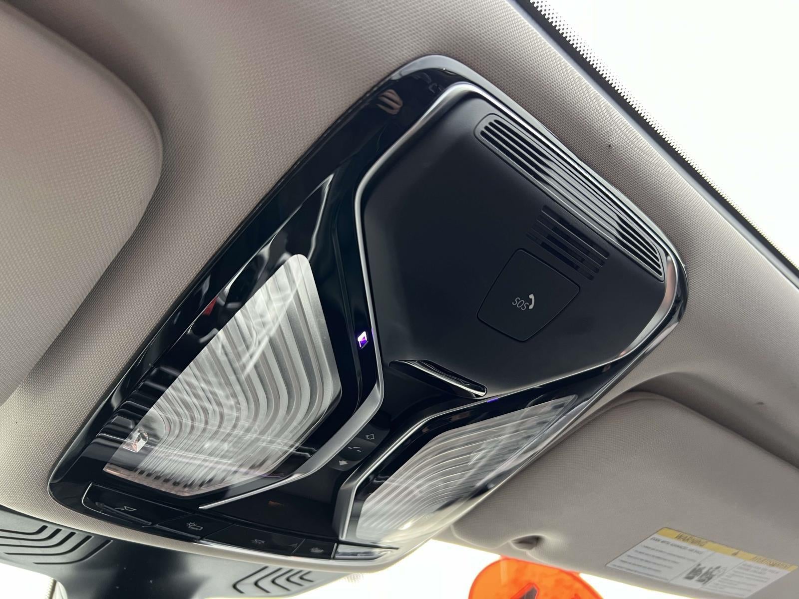 2021 BMW 750i xDrive