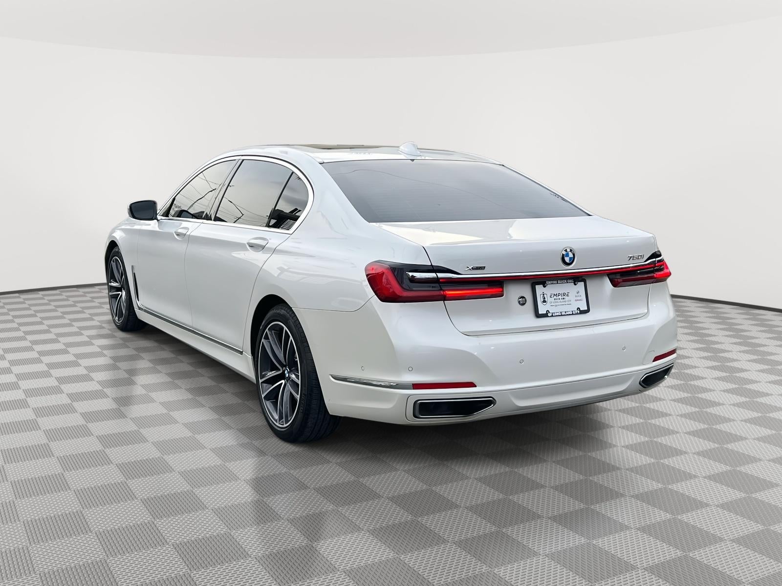 2021 BMW 750i xDrive