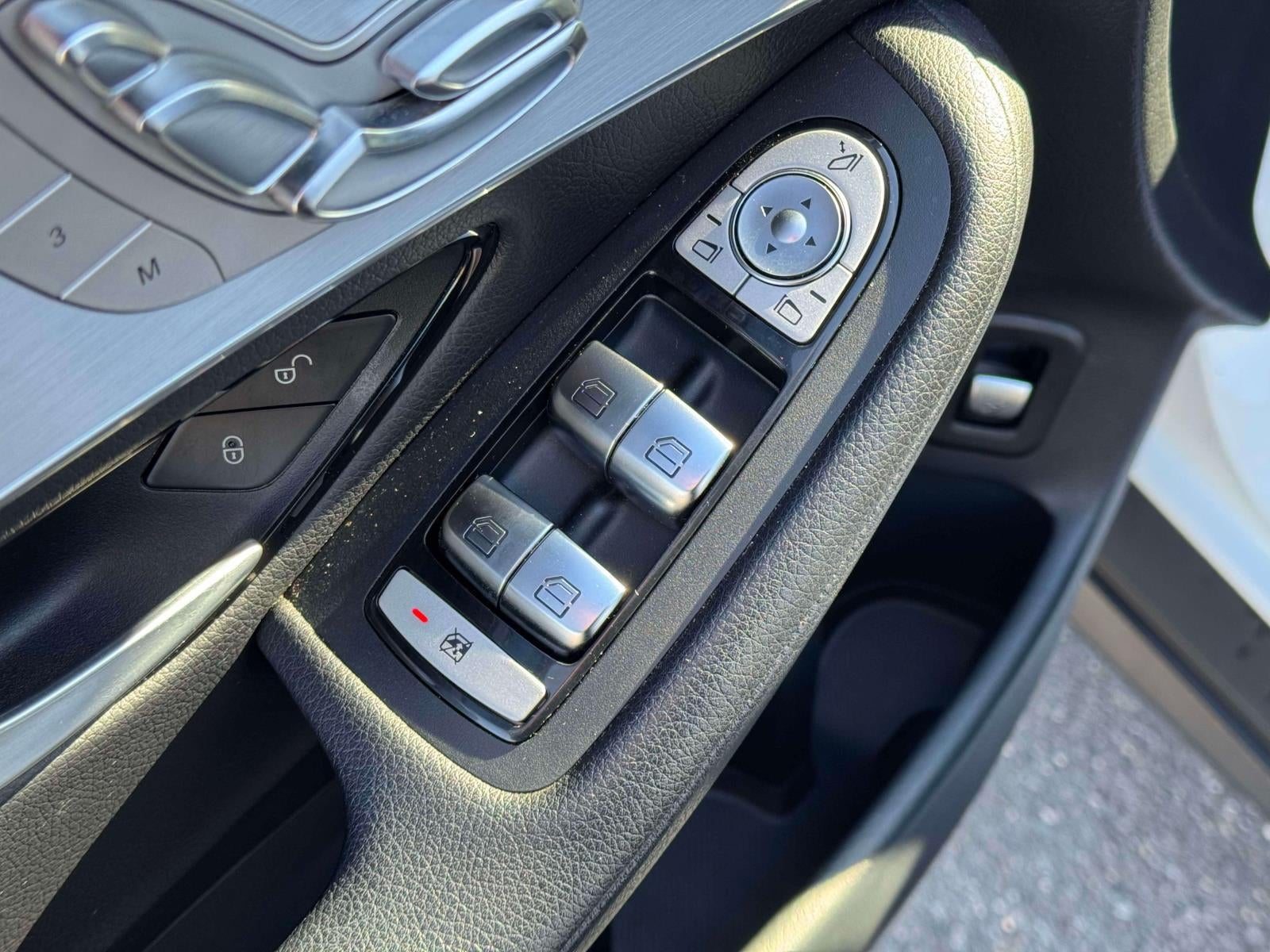 2019 Mercedes-Benz GLC 300 GLC 300