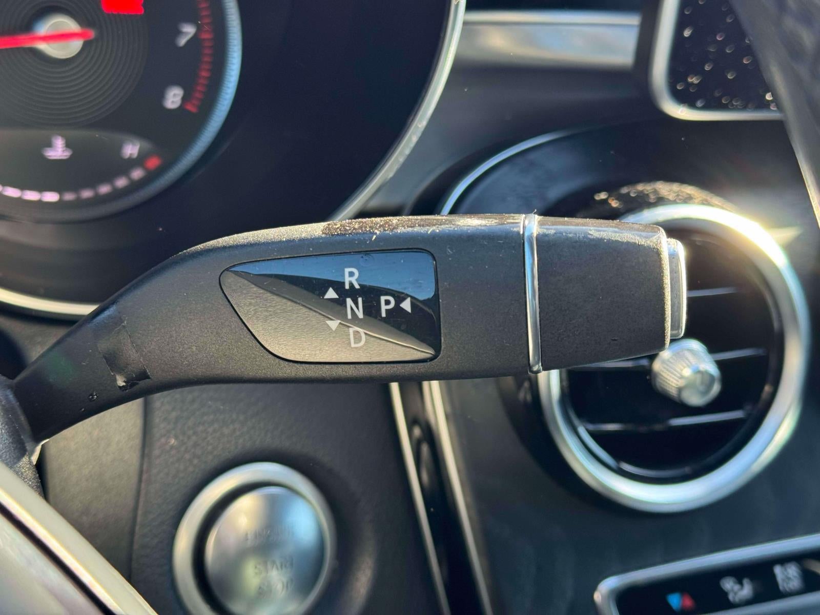 2019 Mercedes-Benz GLC 300 GLC 300