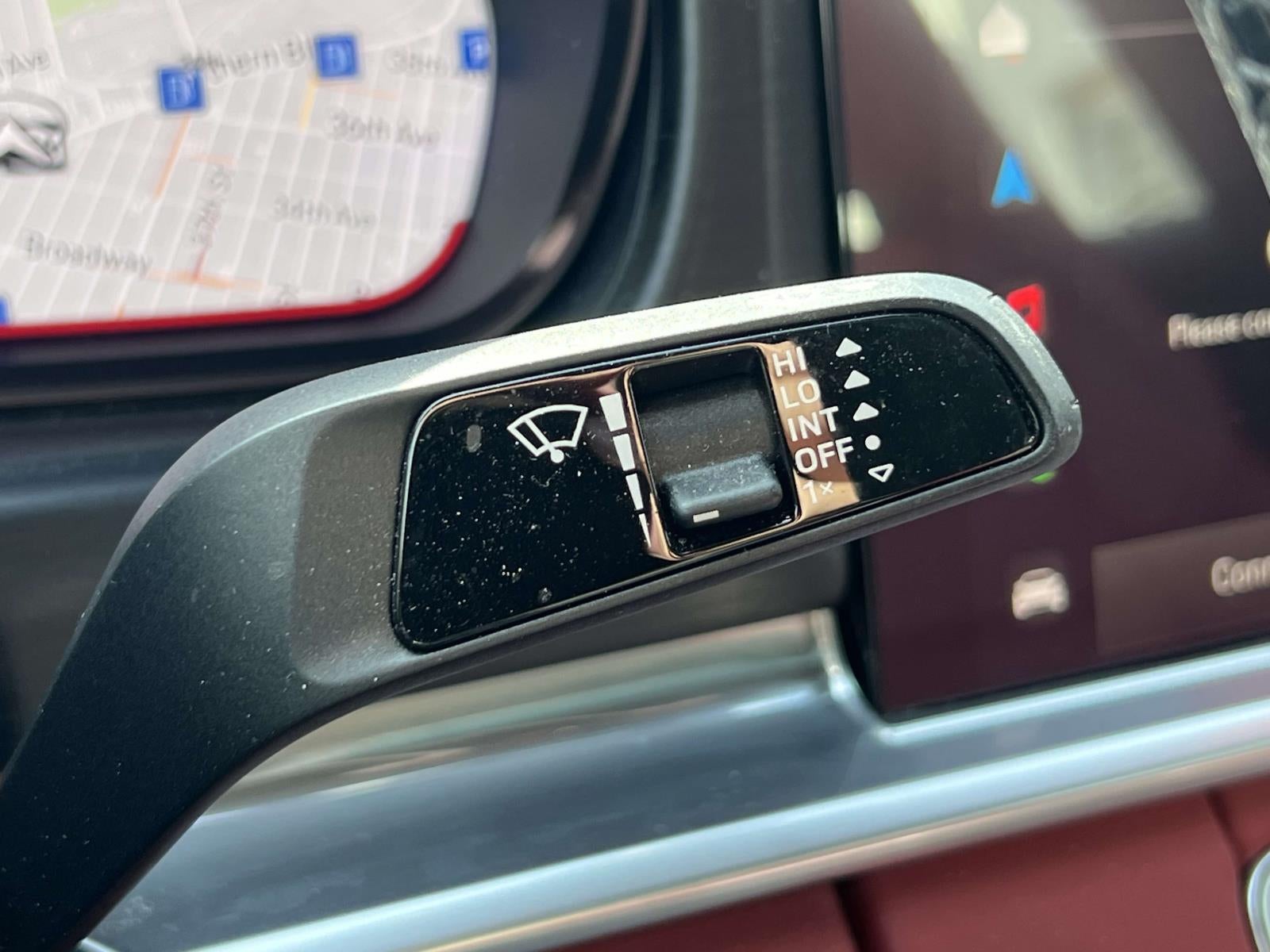 2023 Porsche Panamera 4 Platinum Edition