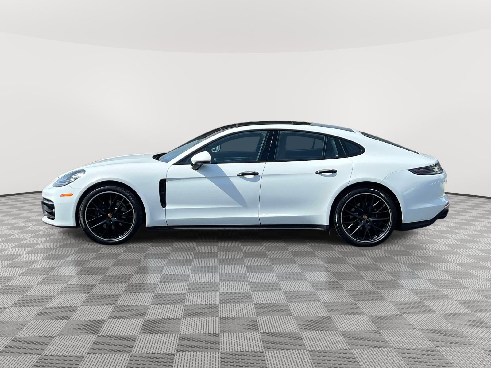 2023 Porsche Panamera 4 Platinum Edition