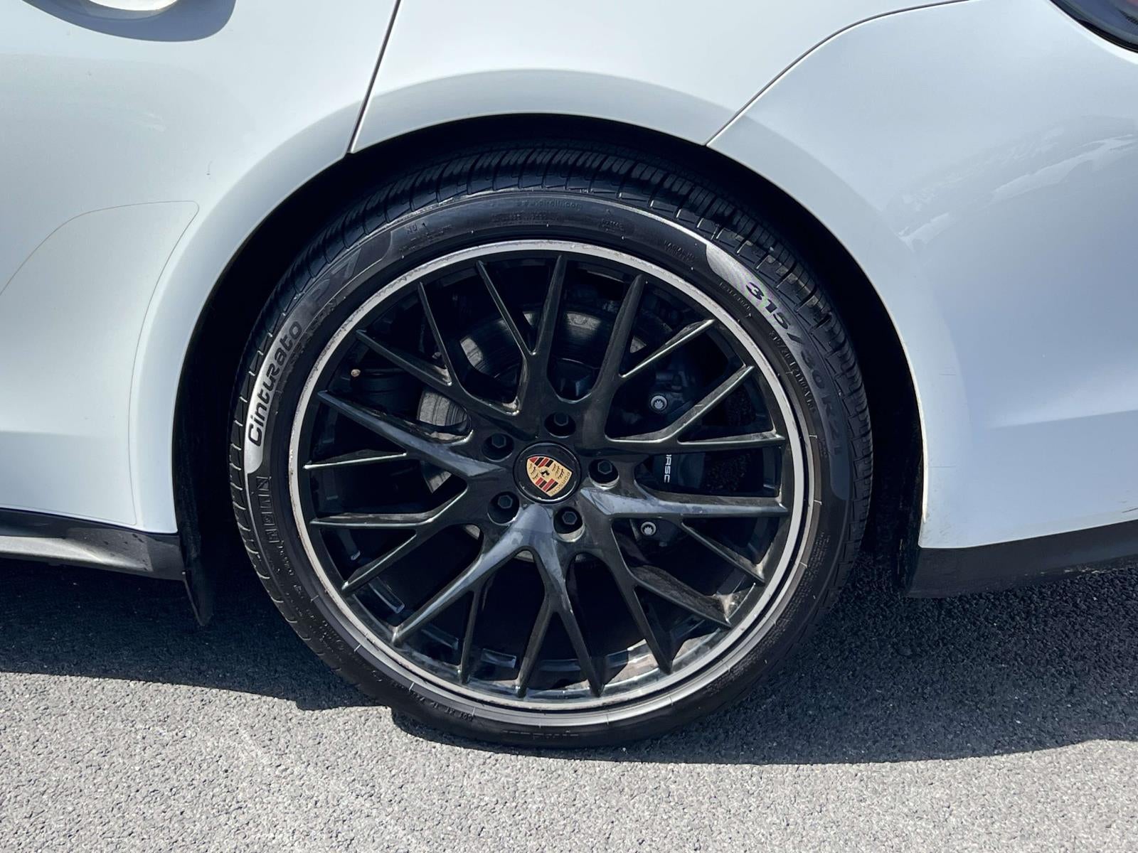 2023 Porsche Panamera 4 Platinum Edition