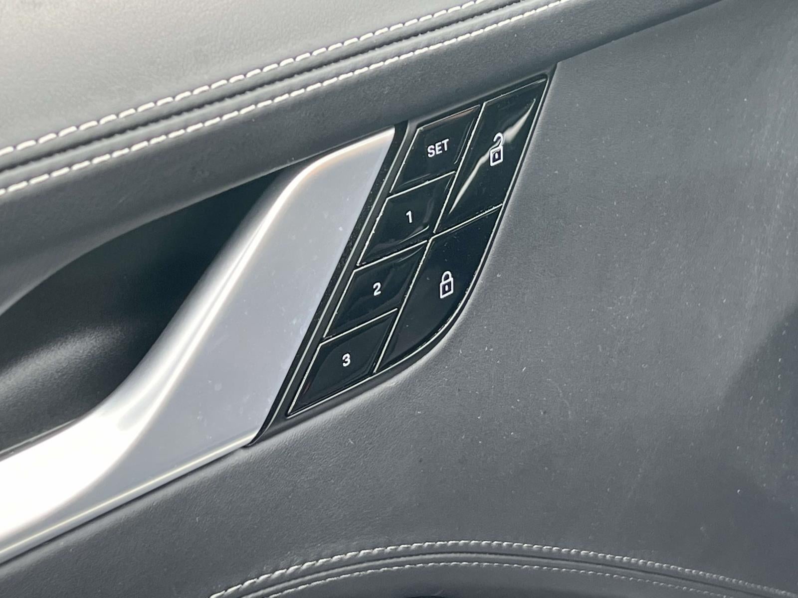 2020 Porsche 911 Carrera 4S Cabriolet