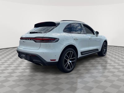 2022 Porsche Macan Base