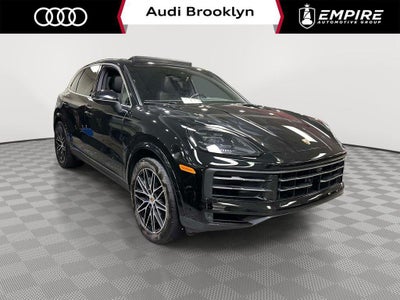 2025 Porsche Cayenne Base