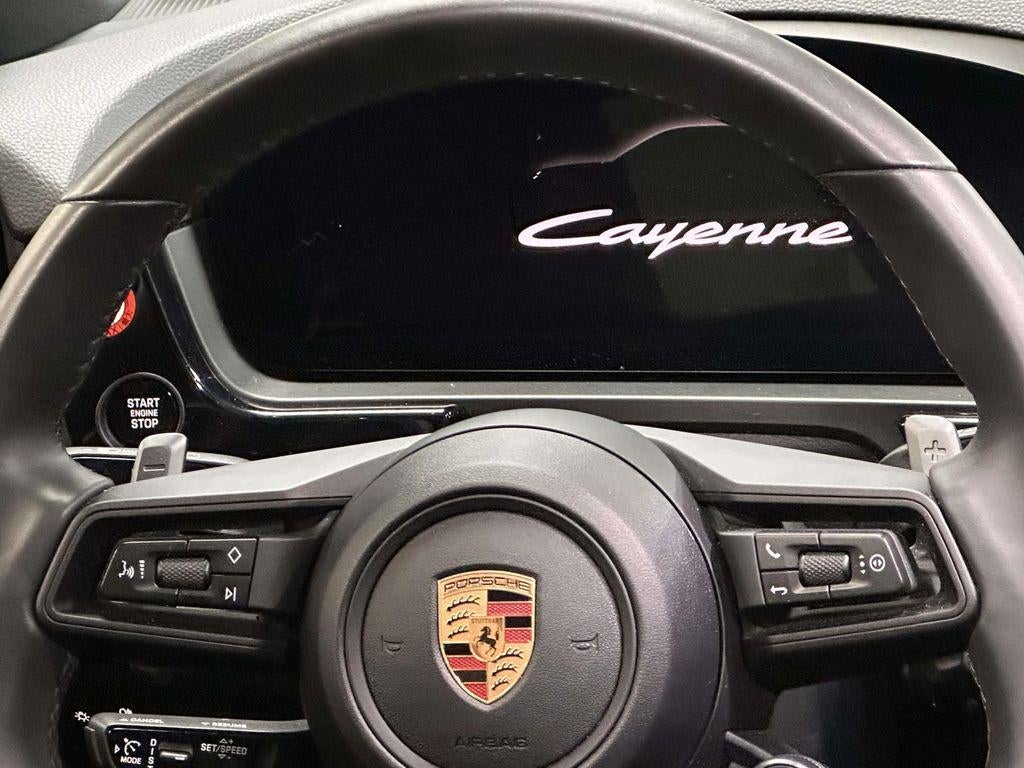 2025 Porsche Cayenne Base