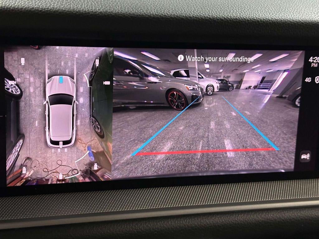 2025 Porsche Cayenne Base