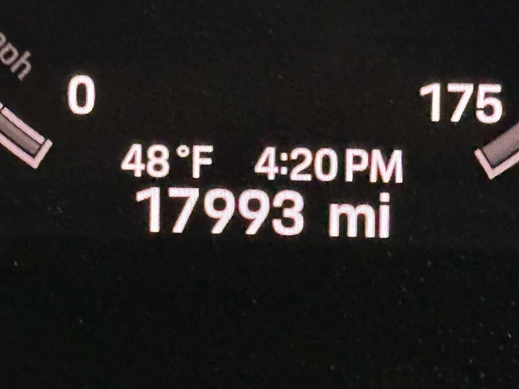 2025 Porsche Cayenne Base