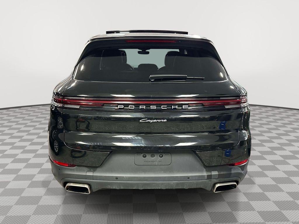 2025 Porsche Cayenne Base