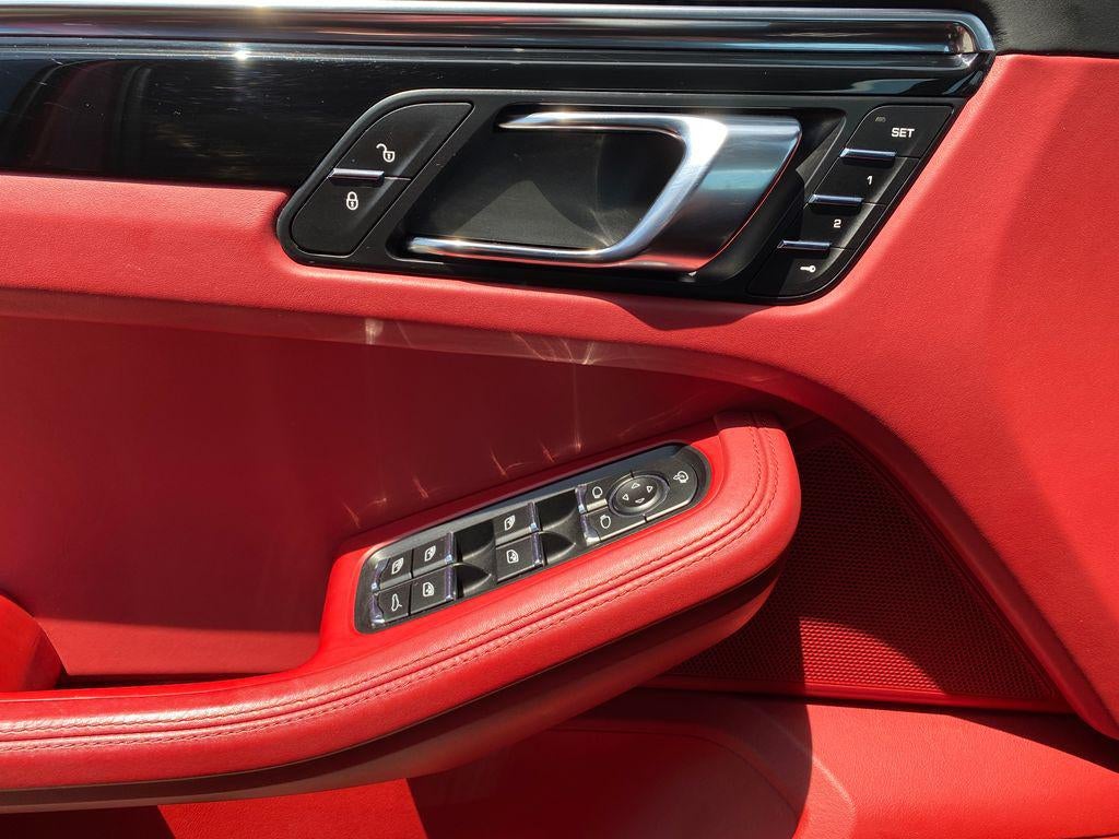 2016 Porsche Macan S