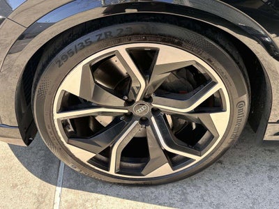 2023 Audi RS Q8 TFSI quattro Tiptronic