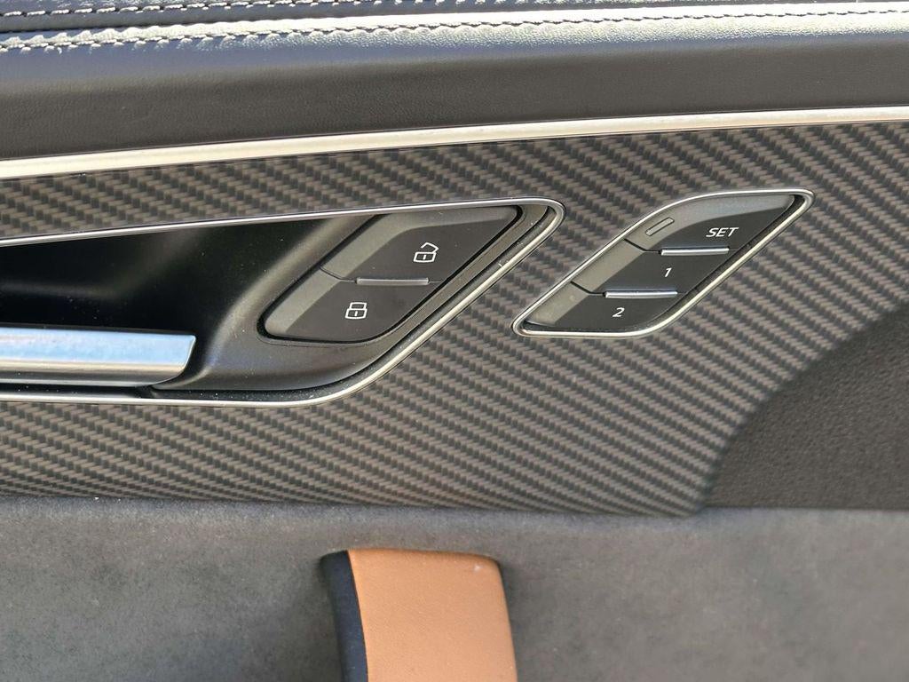 2023 Audi RS Q8 TFSI quattro Tiptronic