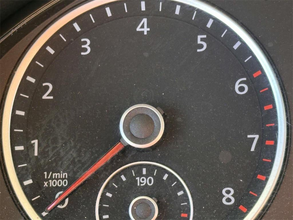 2011 Volkswagen Tiguan SE