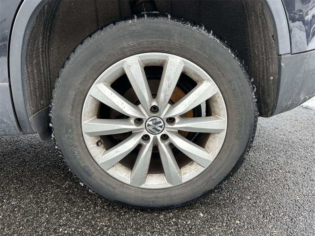 2011 Volkswagen Tiguan SE