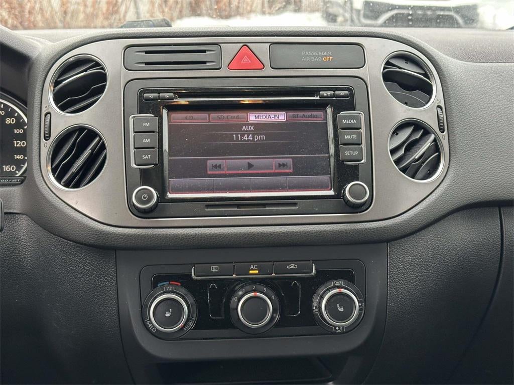 2011 Volkswagen Tiguan SE