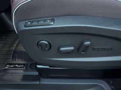 2025 Volkswagen ID. Buzz Pro S Plus with 4MOTION