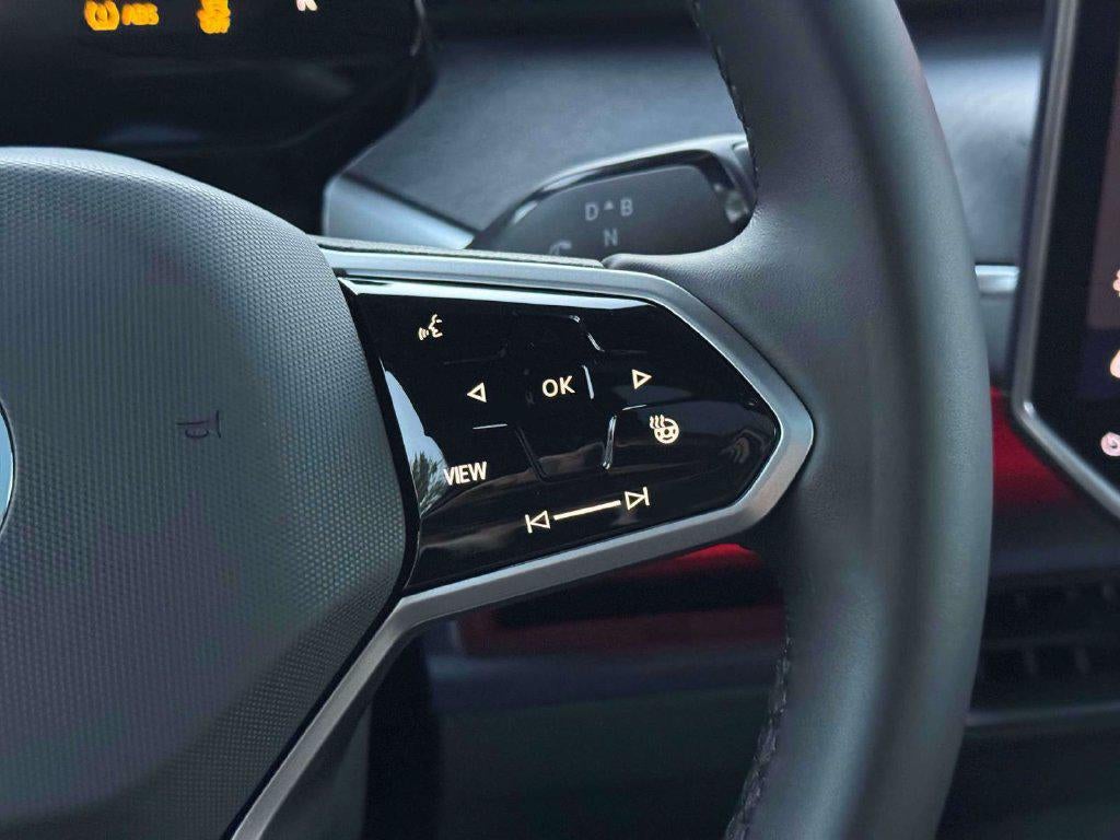 2025 Volkswagen ID. Buzz Pro S Plus with 4MOTION