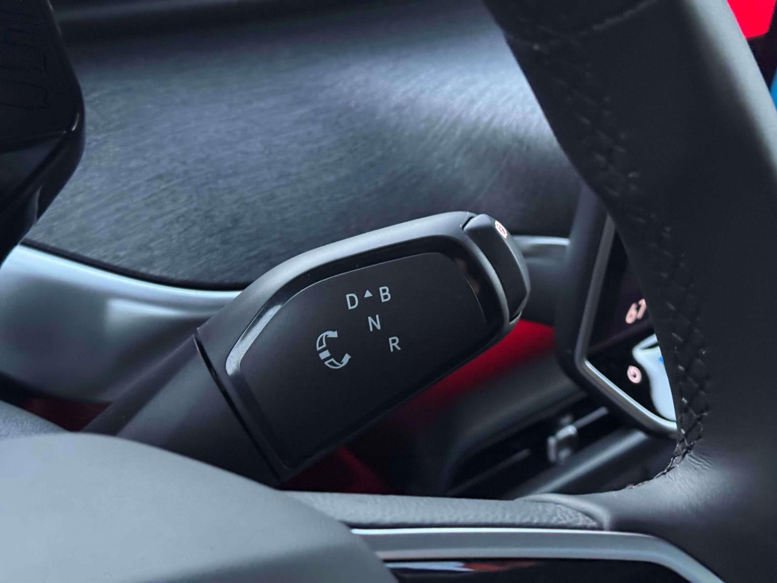 2025 Volkswagen ID. Buzz Pro S Plus with 4MOTION