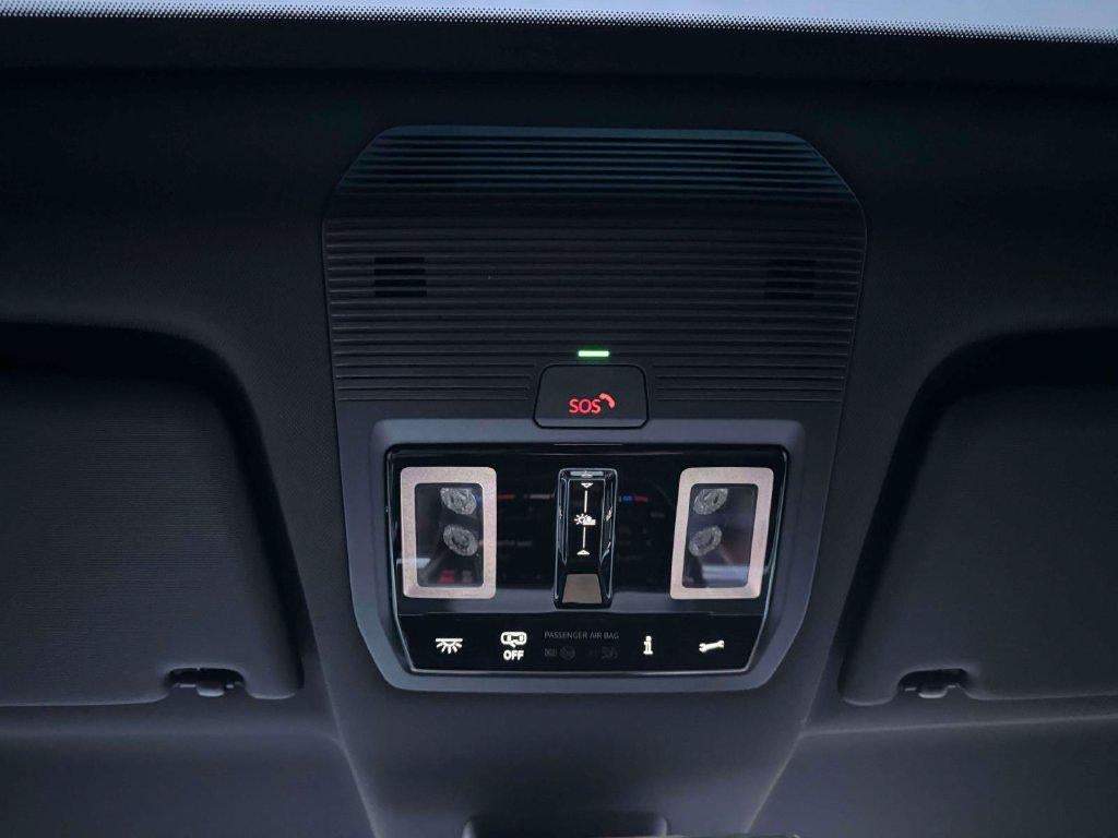 2025 Volkswagen ID. Buzz Pro S Plus with 4MOTION