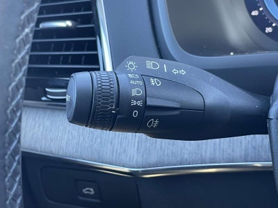 2023 Volvo XC90 B6 Ultimate 6-Seater