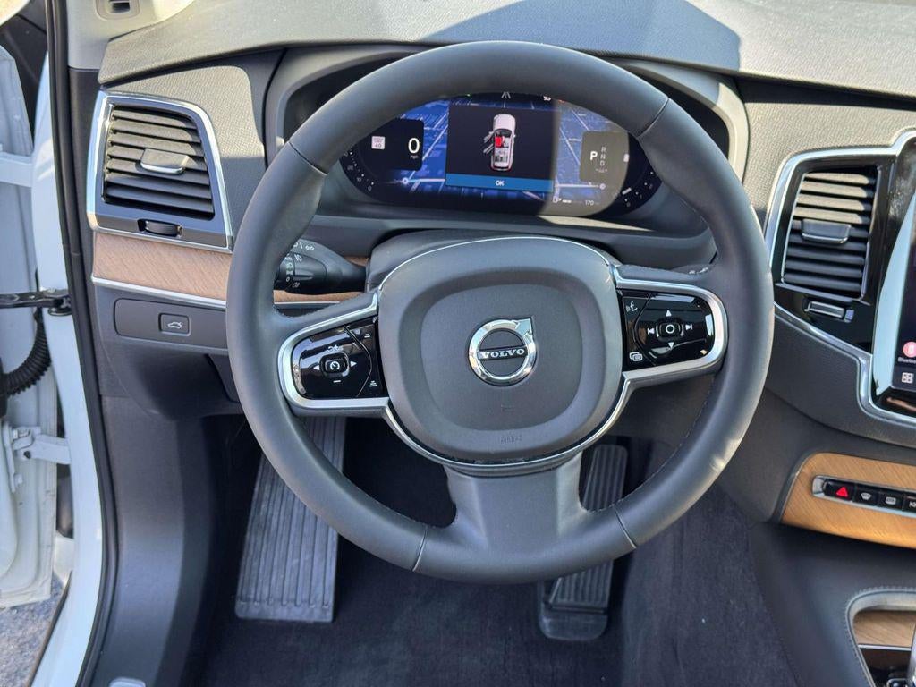 2023 Volvo XC90 B6 Plus 6-Seater