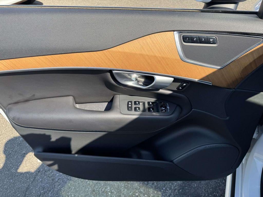 2023 Volvo XC90 B6 Plus 6-Seater