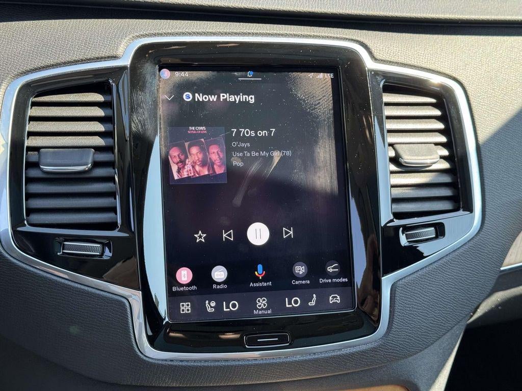 2023 Volvo XC90 B6 Plus 6-Seater