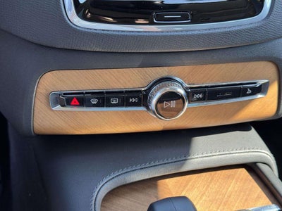 2023 Volvo XC90 B6 Plus 6-Seater