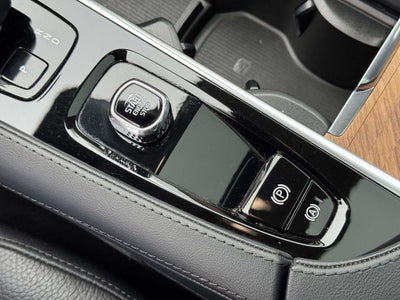 2023 Volvo XC90 B6 Plus 6-Seater